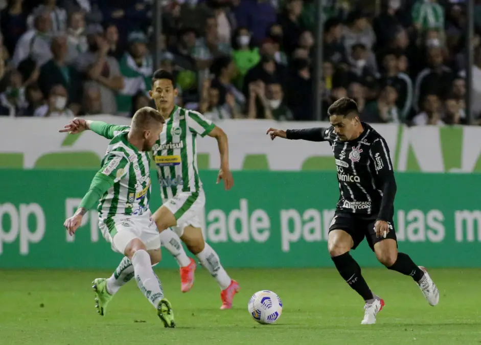 Corinthians enfrenta o Juventude fora de casa após estreia amarga no Brasileirão